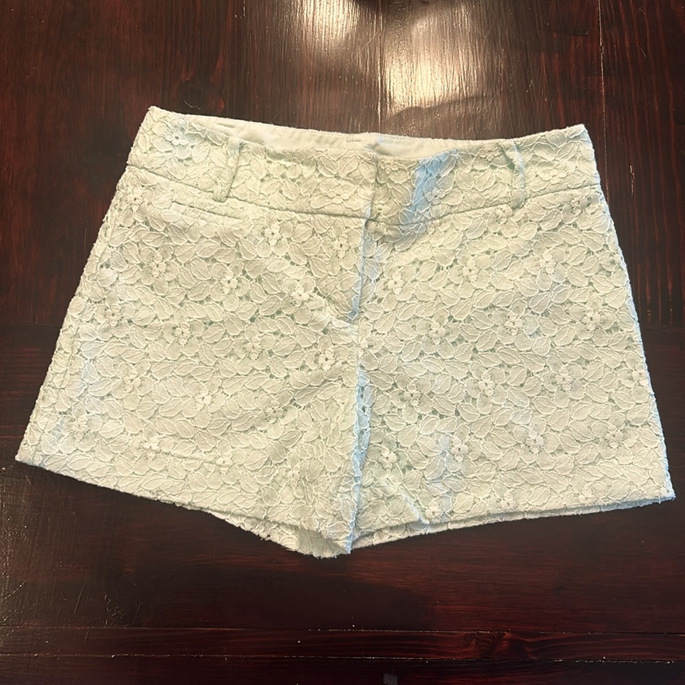 LOFT women’s shorts. Lace overlay. Light mint green color. Size 2